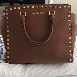 Michael Kors Large Selma Saffiano Bag